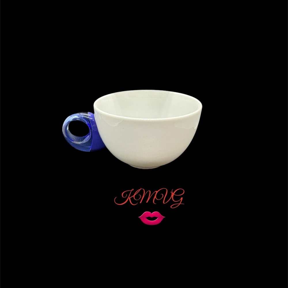 Vintage Retro Guzzini Porcelain Coffee Cup Feeling Blue Plastic Handle 2.5” x 4”